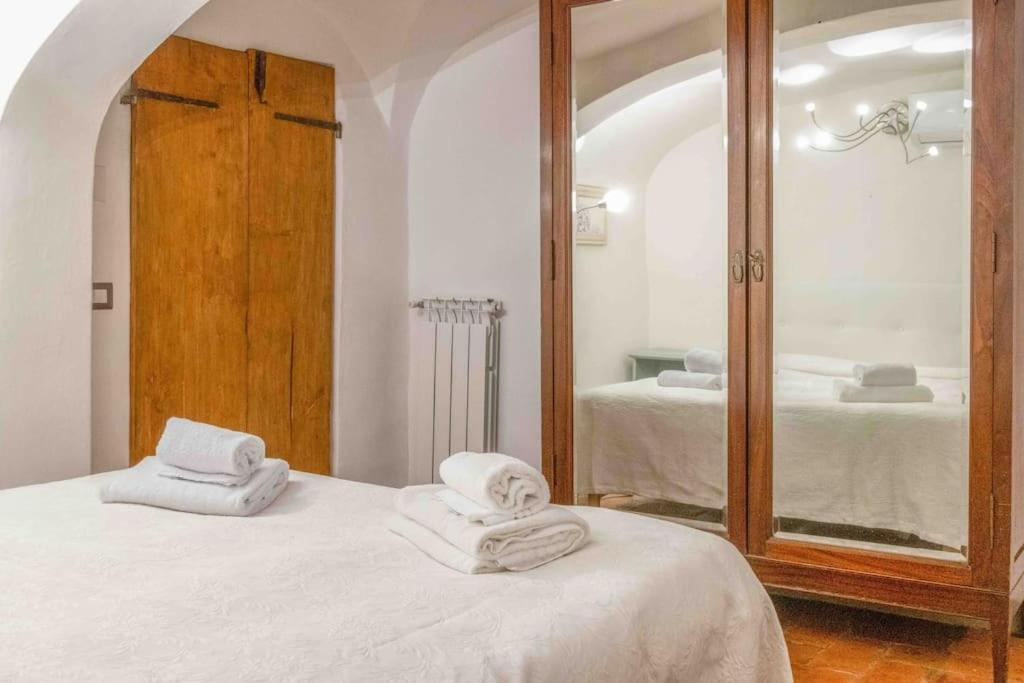 Santo Spirito 2 Bedroom * Florencia
