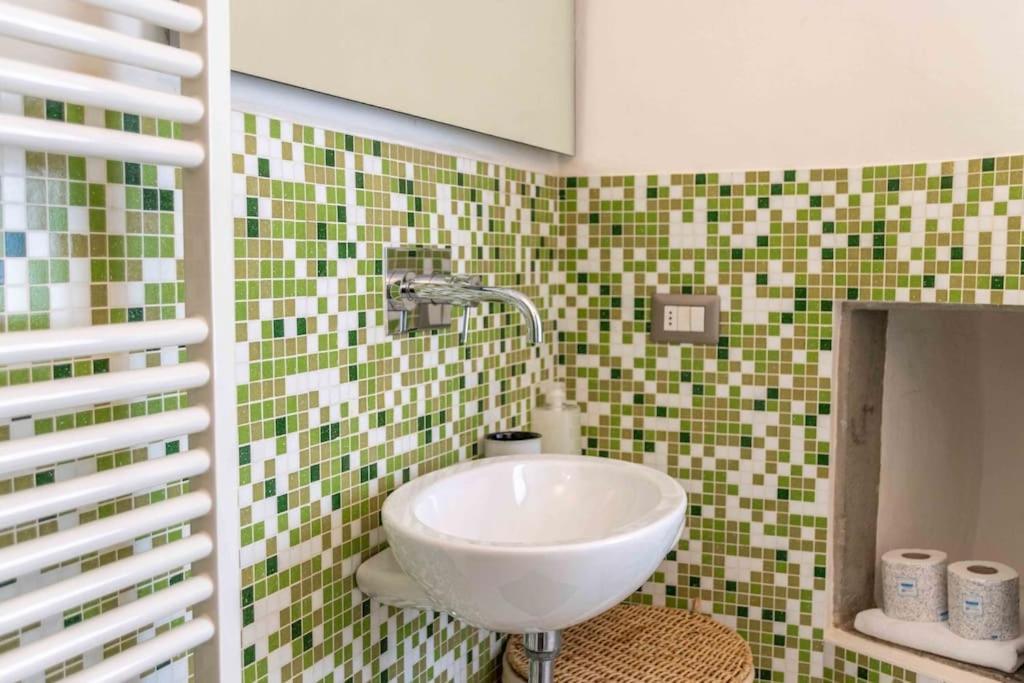 Santo Spirito 2 Bedroom Apartamento Florencia