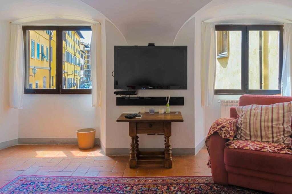 Santo Spirito 2 Bedroom * Florencia